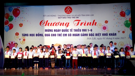 Ngai chờ kơnòm dềt càr Daklak jàu pria\ bơsram mờ pà phan kơnòm dềt rbah kal ke.
