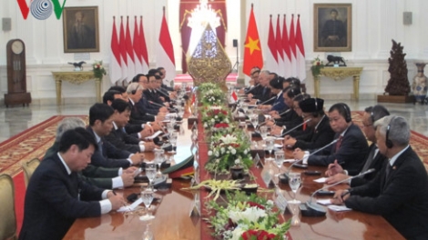 Việt Nam lơh lài bơtàu tơnguh lơh broă bal uă bơta mờ Indonesia