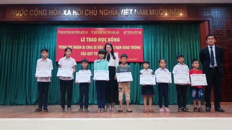 Daklak jàu pria\ bơsram ‘’Guàng tê dong kờl cau ndai’’