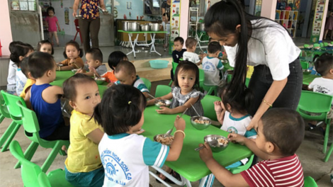 Dak Lak : Ờ tơl mờr 1 rơbô nă cau pơgru mờ kuang bàng atbồ hìu bơsram mầm non
