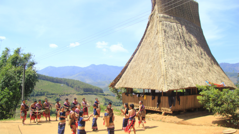 Tus tàm tiah chài rơgơi kòn cau Sêdang