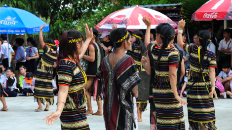 Bơyai lơh yàng tơn pờ gơnơng kòn cau Sơdàng tàm [òn dờng Đà Nẵng