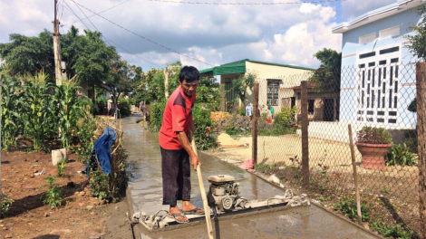 Dak Lak: Cau lơh sa ai is ù, pơ gồp  pràn lơh gùng lòt tàm [òn lơgar