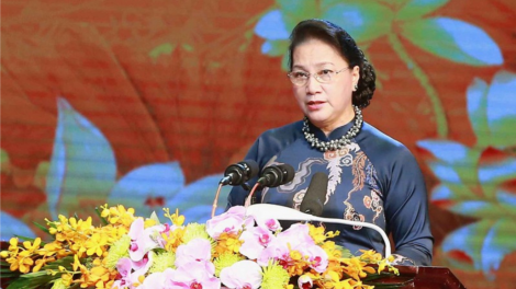 Chủ tịch Quốc hội mò Nguyễn Thị Kim Ngân tus pơrjum tơnkah 130 nam ngai deh [ồc ồng Bùi Bằng Đoàn, Chủ tịch Quốc hội lơgar Việt Nam lài do