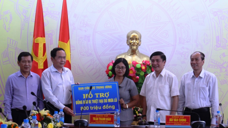 Chủ tịch Uỷ ban Mặt trận dà lơgar Việt Nam còp mờ lơh broă tàm càr Dak Lak