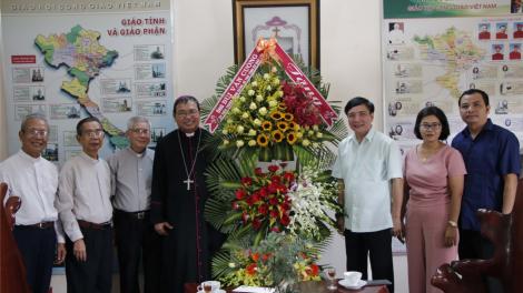 ​Bí thư Tỉnh ủy Dak Lak còp rwàng ală cau duh broă yàng
