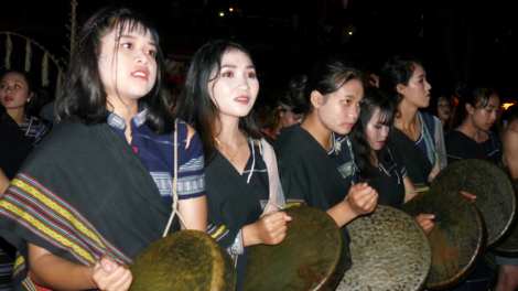 Lâm Đồng bơt bơtàu rài kis niam chài cèng bơta niam jơi bơtìan kòn cau