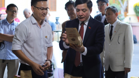 Dak Lak hòi jà gùt làng bol tă pơgồp jơnau bơceh pa bơt bơtàu càr