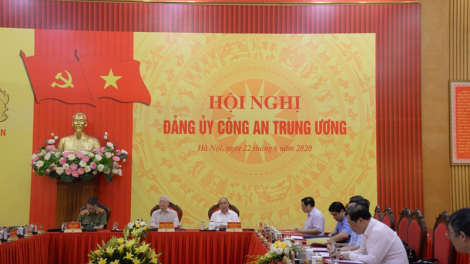 Tổng Bí thư, Chủ tịch lơgar tus bal Pơrjum Đảng ủy Kuang àng dà lơgar