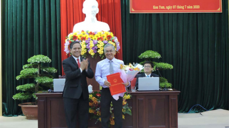 Mut pơrjum HĐND càr Kon Tum