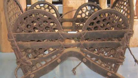 Che rơyah brê tàm rài kis cau M’nông dê