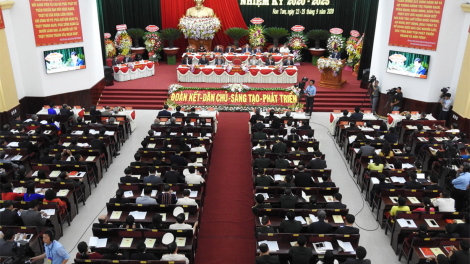 Mut pơrjum cau ala mat Đảng bộ càr Kon Tum dơ\ 16