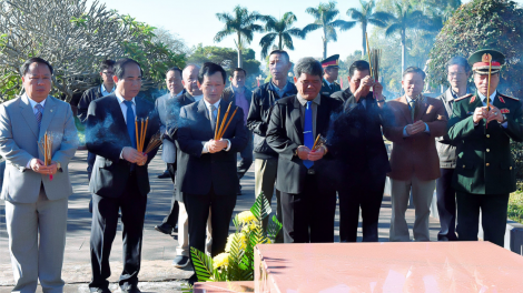 Gia Lai: Chu `àng kah kơlôi [ồc Chủ tịch Hồ Chí Minh mờ ală cau khin cha jak chài chơ\t màng