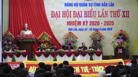 Mpồl đơng lam ling klàng càr Dak Lak bơyai lơh pơrjum dờng cau ala măt Đảng bộ dơ\ 12