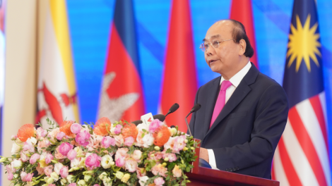 Thủ tướng ồng Nguyễn Xuân Phúc yal pe tơngu me cri bơyai tòm tàm pơrjum dờng mpồl ASEAN dơ\ 36
