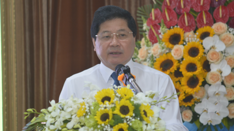 Bộ Nông nghiệp mờ Phát triển Nông thôn bơyai lơh dơ\ tăc kơphe tus châu Âu