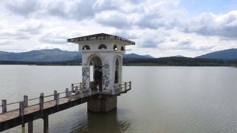 Kon Tum: Rơcang yuh dà bơh tơnao dơng dà nàng rơcang sơndră mờ mìu càl dờng sồ 9