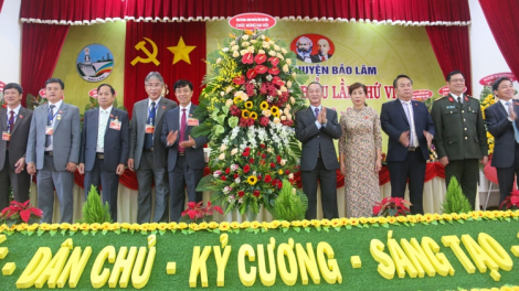 Đảng bộ kơnhoàl Bảo Lâm bơyai lơh pơrjum dờng cau ala mat Đảng bộ kơnhoàl dơ\ 6