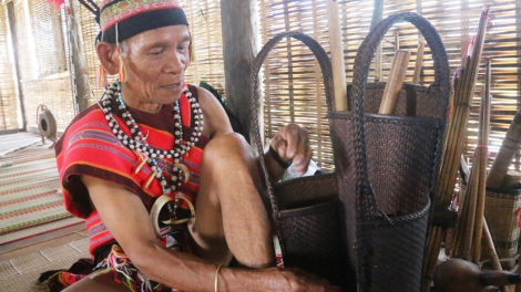 Bơta niam bơne\ sơ\ cau klau tiah đah Tô Tây Nguyên dê