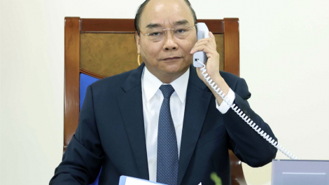 Thủ tướng Nguyễn Xuân Phúc cribơyai tàm điện thoại mờ Thủ tướng Đức