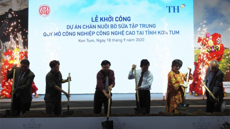 Sơnđờm lơh rơndăp broă lơh ròng siam kơnrồ dà toh công nghệ cao tàm Kon Tum