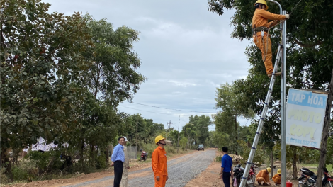 Dăk Lăk uă broă lơh dong kờl hìu bơnhă r[ah, hìu bơnhă chính sách