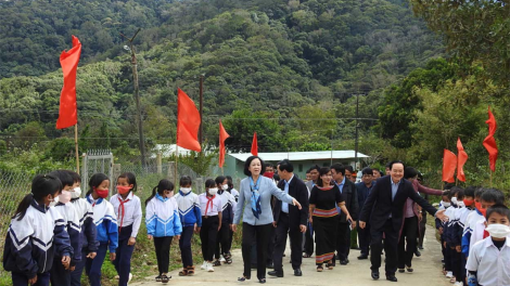 Mò Trương Thị Mai còp kơnòm bơsram mờ cau pơgru tàm kơnhòal Tu Mơ Rông, càr Kon Tum