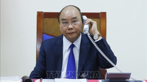 Ồng Nguyễn Xuân Phúc Thủ tướng Chính phủ cribơyai tàm điện thoại mờ Kuang atbồ lơgar Mỹ