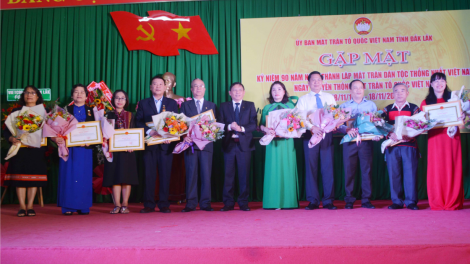 Tây Nguyên tơngkah kir sơnrai 90 nam Ngai chờ bơhiàn Mặt trận dà lơgar Việt Nam