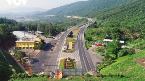 Ai rơndeh lòt rê gùng trồm jòng ngan rlau jơh tiah Đông Nam Á
