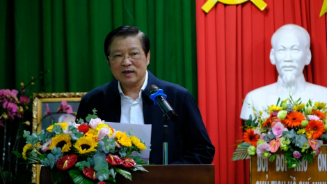 Kuang atbồ Ban Nội chính dà lơgar lòt còp ƀòn làng bol ơm kis lam lơh lài sơn rờp tàm ƀòn dờng Dà Làc