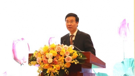 Thường trựk Ƀan Ƀí thư ồng Võ Văn Thưởng tus bal pơrjum gùt lơgar tơn jơh broă lơh Tuyên giáo