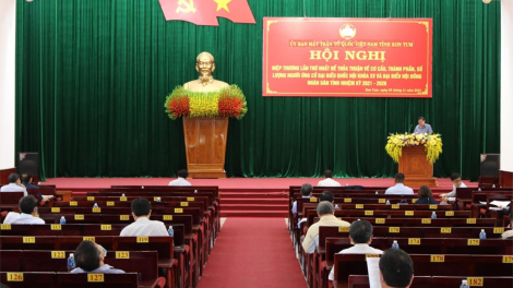 Kon Tum: Pơrjum cribơyai dơ\ 1 rơndap tap sèng, bơnah, khà cau tơlik mat te\ khà kuang bàng Quốc hội khóa 15 mờ Hội đồng Nhân dân càr