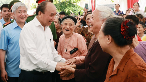 Chủ tịch lơgar ồng Nguyễn Xuân Phúc còp xã ƀòn lơgar pa tàm càr Phú Thọ