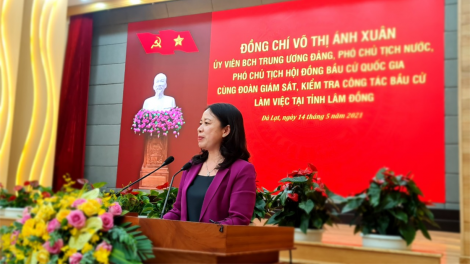 Phó Chủ tịch lơgar mò Võ Thị Ánh Xuân lòt sền broă lơh tĕ khà tàm Lâm Đồng