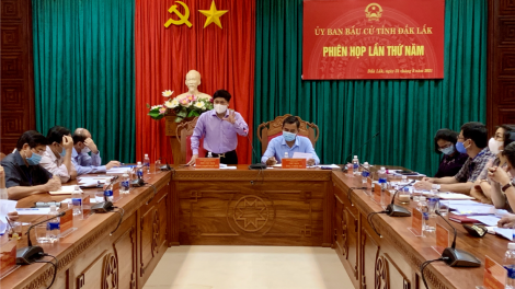Dak Lak geh bơyai lơh tĕ khà wơl tàm 3 thôn nàng pồ kuang bàng Hội đồng Nhân dân kấp xã