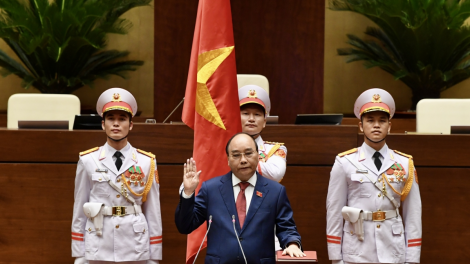 Chủ tịch lơgar ồng Nguyễn Xuân Phúc yal bơr guh at gơnoar broă