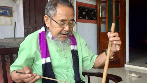 Ală cau kra ƀòn sền gàr niam chài kòn cau Cơ Tu