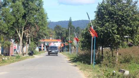 Sơnam pa rê tàm ù tiah xã tiah ngài Phi Liêng