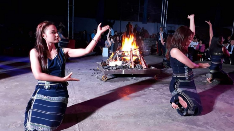 Cau K’ho ngui niam bơta kuơ niam chài nàng lơh broă nhơl chờ