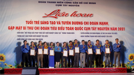 Tàm pơrlòng cau kơnòm să bơceh pa mờ jờng rơ Đoàn kơnă hơ đơm pơn rơ jak tàm tiah Tây Nguyên