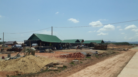 Dăk Lăk sơrbac mhar kơ̆ kơl jăp rài kis ai làng bol ntrờn ơm kis in bơh dơlam tơnau dà Krông Pách Thượng