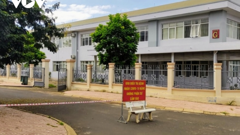 Geh gŏ tai 2 nă cau gơtìp chơ̆t tài kòp Covid-19 tàm càr Dăk Lăk