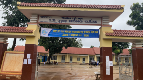 Broă lơh “gùng internet mờ măi tính oh in” cèng bơta chờ tus mờ tiah ngài càr Dăk Lăk