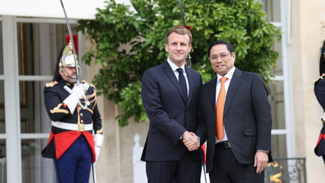 Thủ tướng ồng Phạm Minh Chính cri bơyai mờ Kuang atbồ lơgar Tây