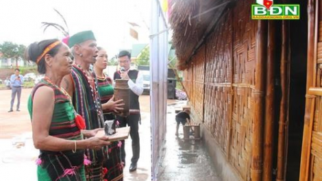 Bơta niam dơ̆ lơh yàng duh khoai mut ơm hìu pa bơh kòn cau M’nông dê