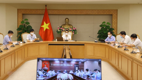 Ồng Vũ Đức Đam - Phó Thủ tướng Chính phủ pơrjum pờ tơlik tơn tàm internet mờ kuang đơng lam bồ càr Đồng Nai bè broă lơh rơcăng sơndră kòp Covid-19