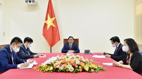 Thủ tướng Chính phủ ồng Phạm Minh Chính cribơyai tàm điện thoại mờ Kuang atbồ dờng Mpồl lơh sơnơm dunia