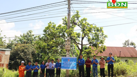 Càr Dăk Nông jào broă lơh “Sòl àng gùng ƀòn” tàm xã Trường Xuân