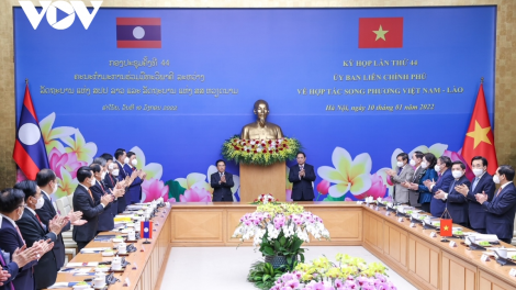 Thủ tướng lơgar Việt Nam mờ Thủ tướng lơgar Lào sền broă kĭ hơ bal 9 pang sră lơh broă bal đah bàr lơgar